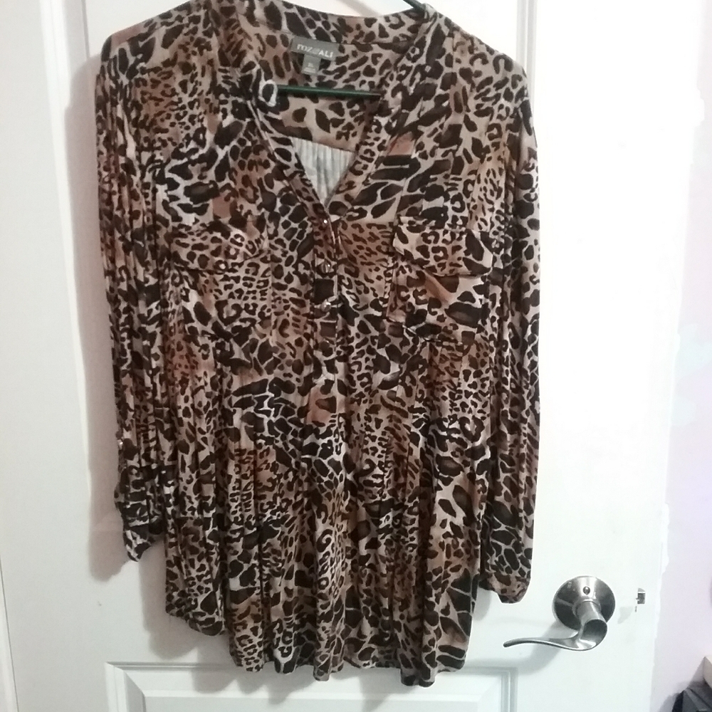 Leopard Top